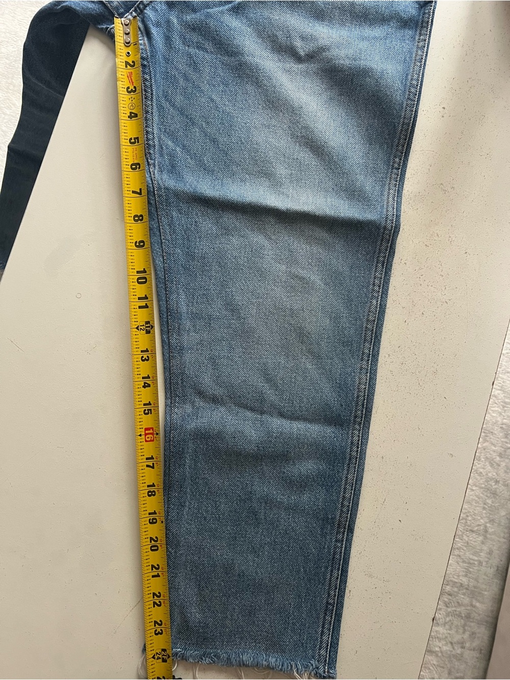Gucci Light Wash Raw Hem Denim Jeans - Picture 12 of 14